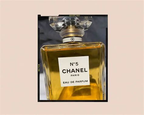 does chanel no 5 smell like old lady|chanel no 5 perfume alternative.